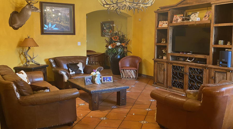 3806 San Eduardo Ave, Laredo, Texas 78041-4544, 3 Bedrooms Bedrooms, 6 Rooms Rooms,3 BathroomsBathrooms,Residential,For Sale,3806 San Eduardo Ave,20261306