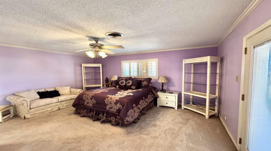 721 Lindenwood Dr, Laredo, Texas 78045, 4 Bedrooms Bedrooms, 10 Rooms Rooms,2 BathroomsBathrooms,Residential,For Sale,721 Lindenwood Dr,20261308