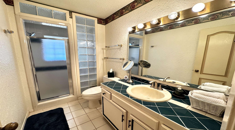 721 Lindenwood Dr, Laredo, Texas 78045, 4 Bedrooms Bedrooms, 10 Rooms Rooms,2 BathroomsBathrooms,Residential,For Sale,721 Lindenwood Dr,20261308