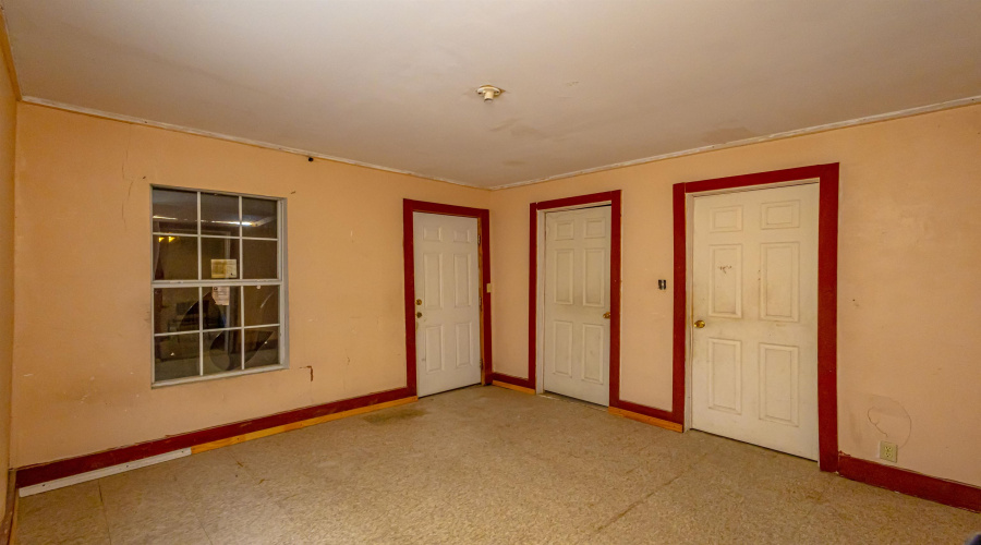 404 E Musser St, LAREDO, Texas 78040, 2 Bedrooms Bedrooms, 11 Rooms Rooms,3 BathroomsBathrooms,Residential,For Sale,404 E Musser St,20261310