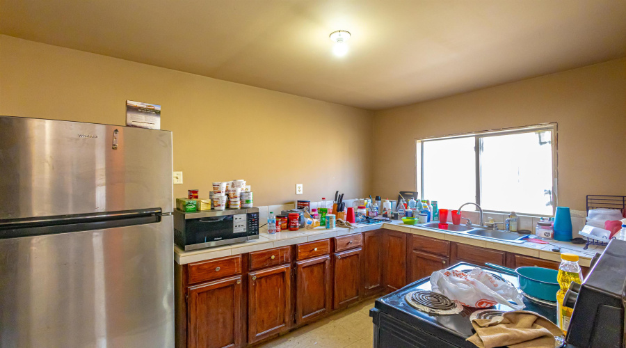 404 E Musser St, LAREDO, Texas 78040, 2 Bedrooms Bedrooms, 11 Rooms Rooms,3 BathroomsBathrooms,Residential,For Sale,404 E Musser St,20261310