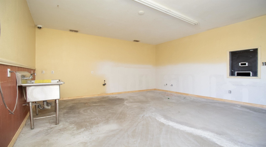 5029 S U.S. Hwy 83, Falcon, Texas 78564, 2 Bedrooms Bedrooms, 5 Rooms Rooms,1 BathroomBathrooms,Residential,For Sale,5029 S U.S. Hwy 83,20261313