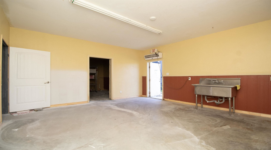 5029 S U.S. Hwy 83, Falcon, Texas 78564, 2 Bedrooms Bedrooms, 5 Rooms Rooms,1 BathroomBathrooms,Residential,For Sale,5029 S U.S. Hwy 83,20261313