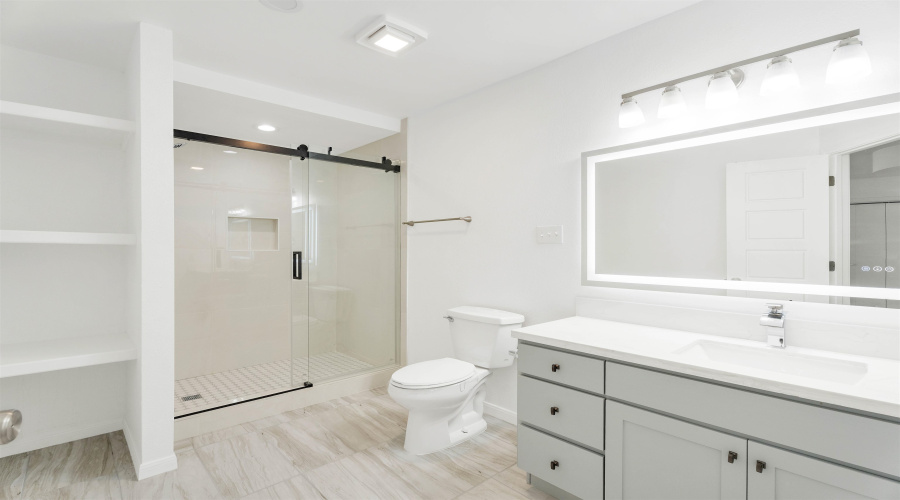 2001 Kennedy St, ZAPATA, Texas 78076, 5 Bedrooms Bedrooms, 7 Rooms Rooms,3 BathroomsBathrooms,Residential,For Sale,2001 Kennedy St,20261316