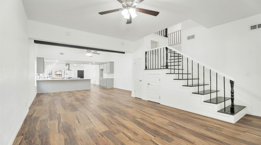 2001 Kennedy St, ZAPATA, Texas 78076, 5 Bedrooms Bedrooms, 7 Rooms Rooms,3 BathroomsBathrooms,Residential,For Sale,2001 Kennedy St,20261316