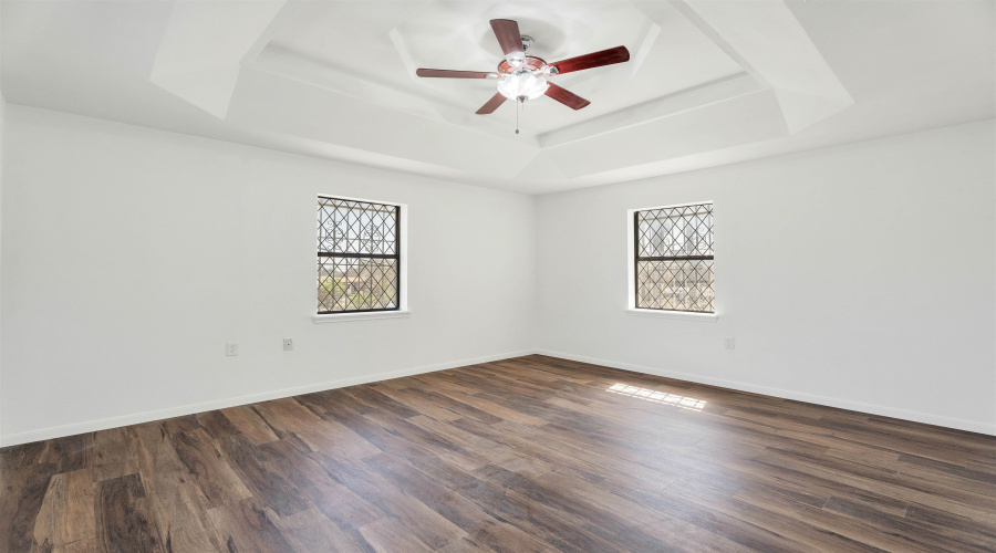 2001 Kennedy St, ZAPATA, Texas 78076, 5 Bedrooms Bedrooms, 7 Rooms Rooms,3 BathroomsBathrooms,Residential,For Sale,2001 Kennedy St,20261316