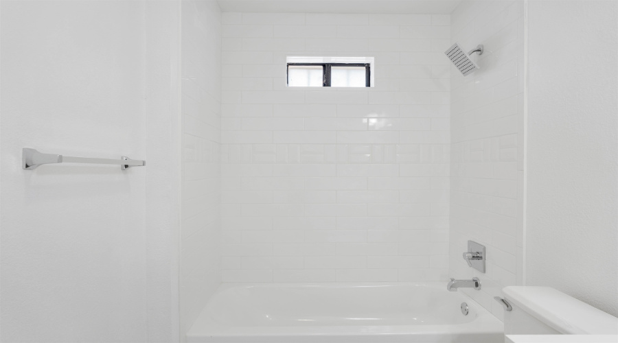 2001 Kennedy St, ZAPATA, Texas 78076, 5 Bedrooms Bedrooms, 7 Rooms Rooms,3 BathroomsBathrooms,Residential,For Sale,2001 Kennedy St,20261316