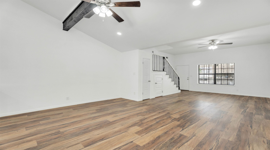 2001 Kennedy St, ZAPATA, Texas 78076, 5 Bedrooms Bedrooms, 7 Rooms Rooms,3 BathroomsBathrooms,Residential,For Sale,2001 Kennedy St,20261316