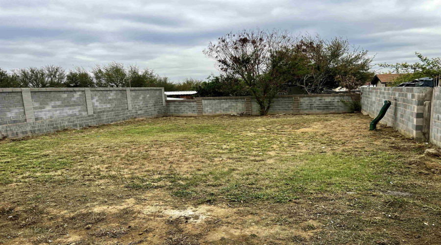 3110 Cuernavaca Dr, LAREDO, Texas 78046, 3 Bedrooms Bedrooms, 6 Rooms Rooms,2 BathroomsBathrooms,Residential,For Rent,3110 Cuernavaca Dr,20261319