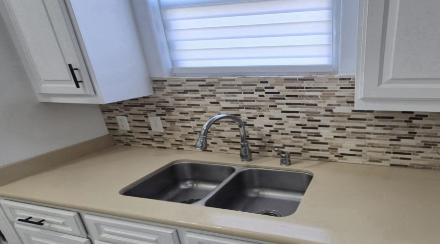 2943 Mehlhorn Lp, Laredo, Texas 78045, 4 Bedrooms Bedrooms, 8 Rooms Rooms,3 BathroomsBathrooms,Residential,For Sale,2943 Mehlhorn Lp,20261322