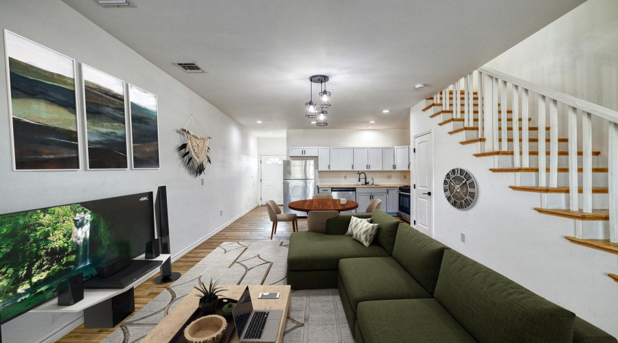 1100 W Houston St, Carrizo Springs, Texas 78834, ,Multi-family,For Sale,1100 W Houston St,20261321