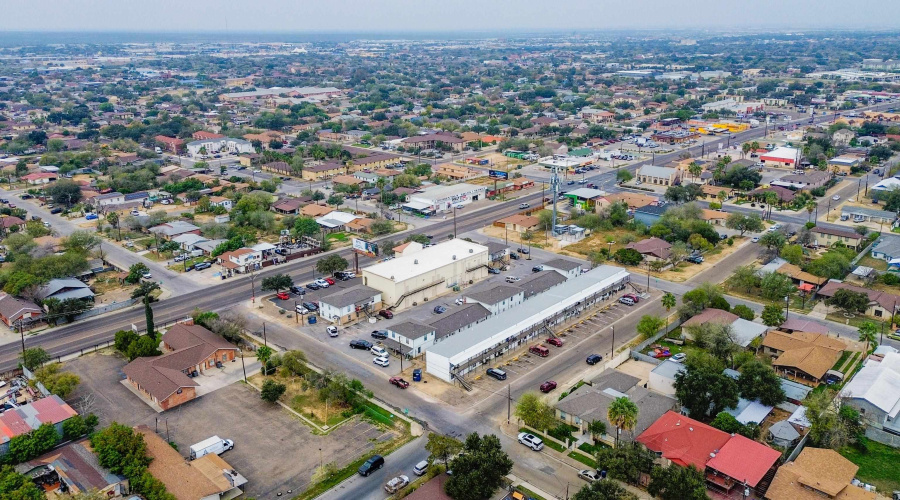 4001 McPherson Ave, Laredo, Texas 78041, 6 Rooms Rooms,Commercial retail/office,For Sale,4001 McPherson Ave,20261326