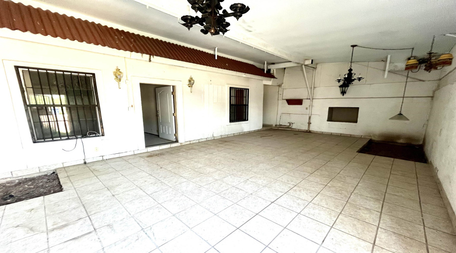 1619 Convent Ave, Laredo, Texas 78040, ,Multi-family,For Sale,1619 Convent Ave,20261323