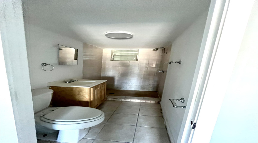 1619 Convent Ave, Laredo, Texas 78040, ,Multi-family,For Sale,1619 Convent Ave,20261323