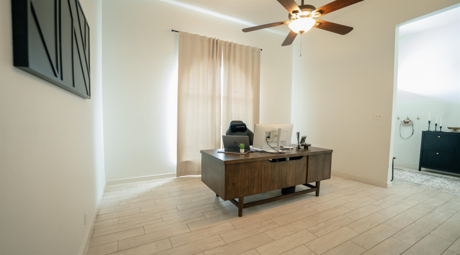 1502 White Tail Ln, Laredo, Texas 78043, 3 Bedrooms Bedrooms, 7 Rooms Rooms,2 BathroomsBathrooms,Residential,For Rent,1502 White Tail Ln,20261330