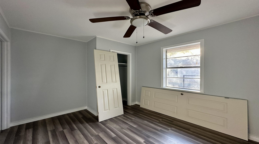 911 N Pine St, Hebbronville, Texas 78361, 4 Bedrooms Bedrooms, 6 Rooms Rooms,2 BathroomsBathrooms,Residential,For Sale,911 N Pine St,20261331