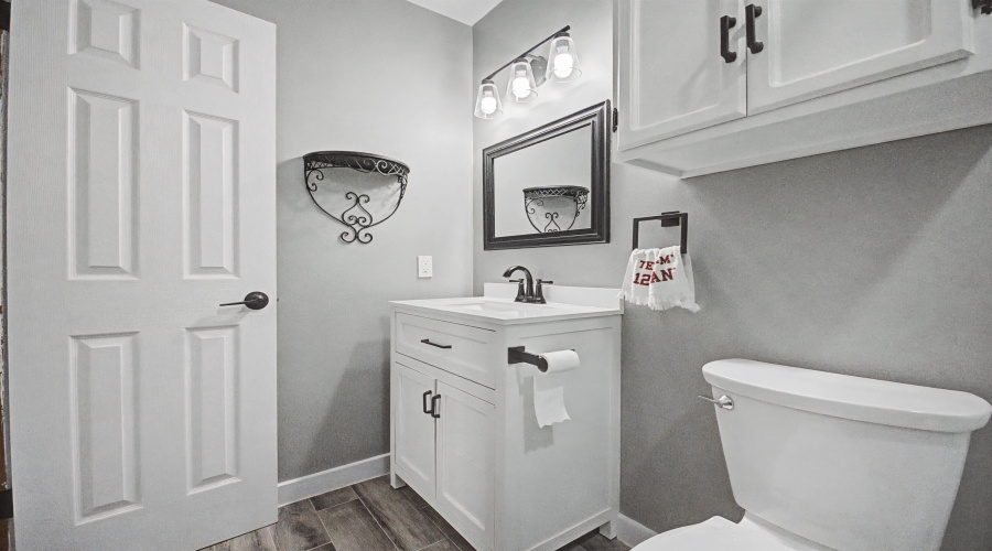 1510 Hemlock Dr, Laredo, Texas 78041, 3 Bedrooms Bedrooms, 6 Rooms Rooms,2 BathroomsBathrooms,Residential,For Sale,1510 Hemlock Dr,20261332