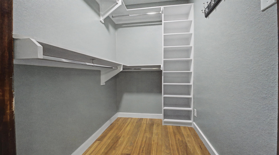 1510 Hemlock Dr, Laredo, Texas 78041, 3 Bedrooms Bedrooms, 6 Rooms Rooms,2 BathroomsBathrooms,Residential,For Sale,1510 Hemlock Dr,20261332