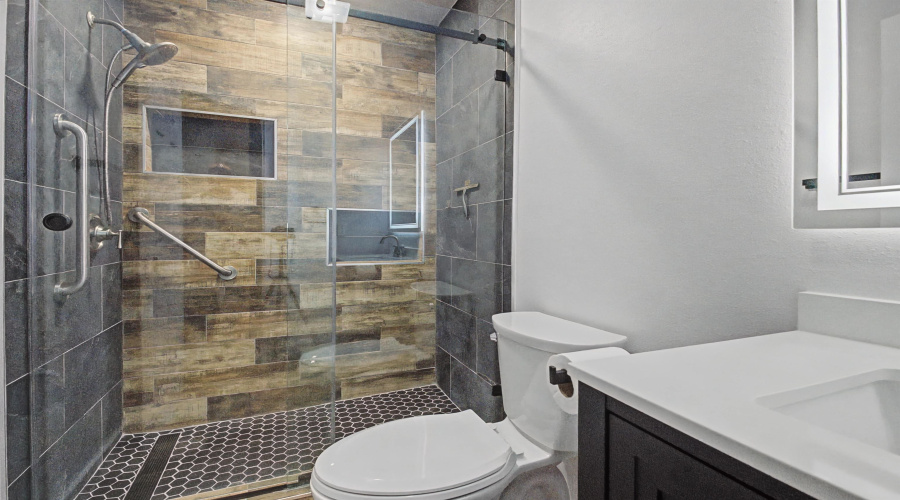 1510 Hemlock Dr, Laredo, Texas 78041, 3 Bedrooms Bedrooms, 6 Rooms Rooms,2 BathroomsBathrooms,Residential,For Sale,1510 Hemlock Dr,20261332