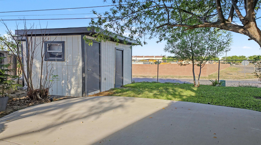 1510 Hemlock Dr, Laredo, Texas 78041, 3 Bedrooms Bedrooms, 6 Rooms Rooms,2 BathroomsBathrooms,Residential,For Sale,1510 Hemlock Dr,20261332