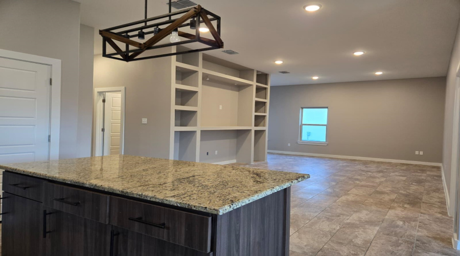 1606 Coba Dr., Laredo, Texas 78046, 4 Bedrooms Bedrooms, 6 Rooms Rooms,2 BathroomsBathrooms,Residential,For Rent,1606 Coba Dr.,20261333