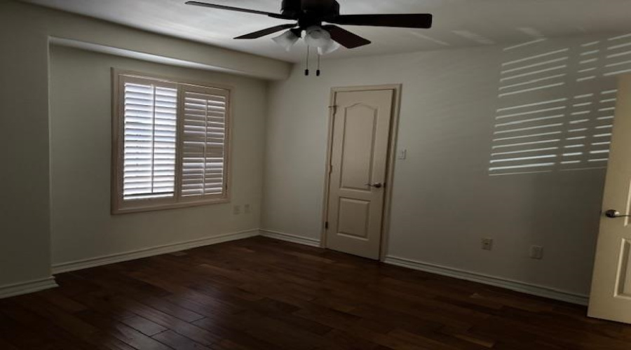 9813 Sandhill Dr, Laredo, Texas 78045-0000, 4 Bedrooms Bedrooms, 6 Rooms Rooms,3 BathroomsBathrooms,Residential,For Rent,9813 Sandhill Dr,20261334