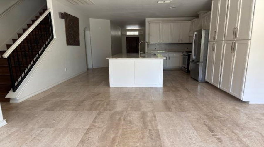 9813 Sandhill Dr, Laredo, Texas 78045-0000, 4 Bedrooms Bedrooms, 6 Rooms Rooms,3 BathroomsBathrooms,Residential,For Rent,9813 Sandhill Dr,20261334