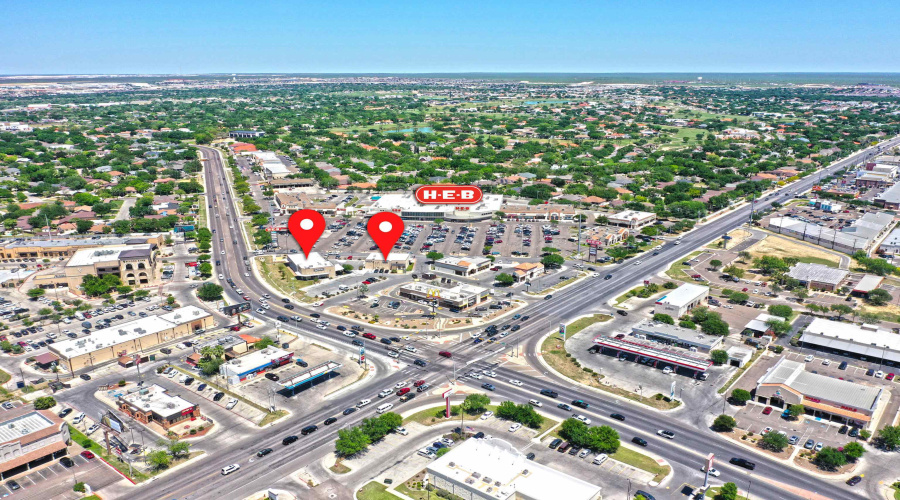 7709 McPherson Rd, Laredo, Texas 78045-9998, 1 Room Rooms,4 BathroomsBathrooms,Commercial retail/office,For Sale,7709 McPherson Rd,20261338