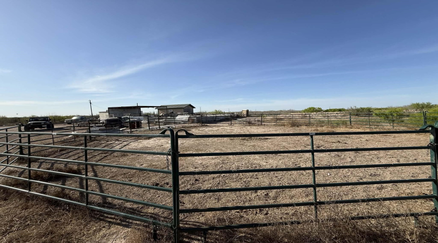 887 Camino Don Antonio, Laredo, Texas 78041, ,Land,For Sale,887 Camino Don Antonio,20261339