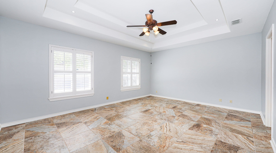 319 Lake Carnegie Ct., LAREDO, Texas 78041, 5 Bedrooms Bedrooms, 10 Rooms Rooms,3 BathroomsBathrooms,Residential,For Sale,319 Lake Carnegie Ct.,20261336