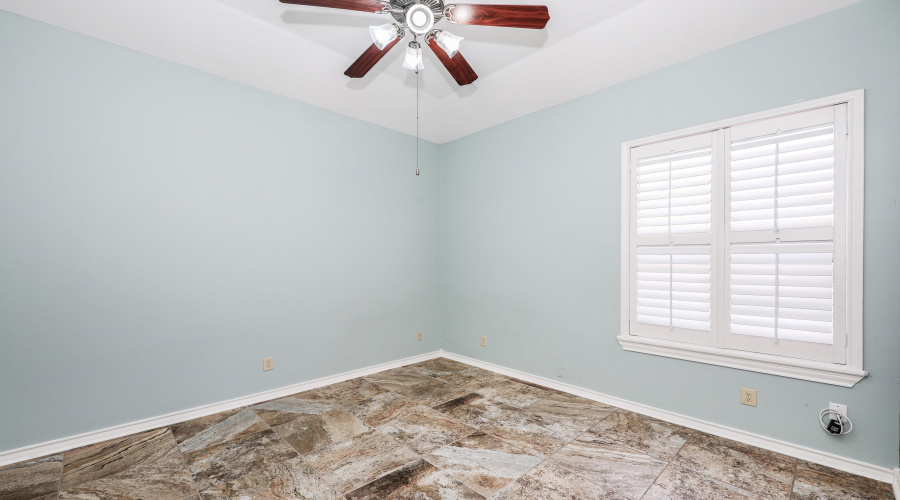 319 Lake Carnegie Ct., LAREDO, Texas 78041, 5 Bedrooms Bedrooms, 10 Rooms Rooms,3 BathroomsBathrooms,Residential,For Sale,319 Lake Carnegie Ct.,20261336