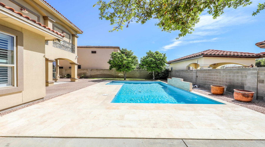 319 Lake Carnegie Ct., LAREDO, Texas 78041, 5 Bedrooms Bedrooms, 10 Rooms Rooms,3 BathroomsBathrooms,Residential,For Sale,319 Lake Carnegie Ct.,20261336