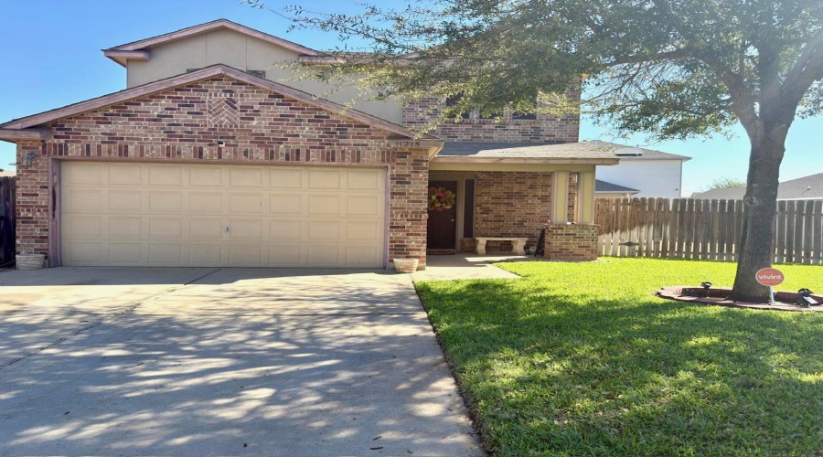 11215 Quintana Dr, Laredo, Texas 78045, 3 Bedrooms Bedrooms, 7 Rooms Rooms,2 BathroomsBathrooms,Residential,For Sale,11215 Quintana Dr,20261346