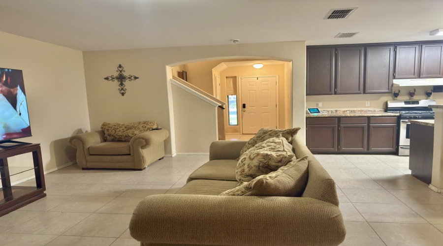 11215 Quintana Dr, Laredo, Texas 78045, 3 Bedrooms Bedrooms, 7 Rooms Rooms,2 BathroomsBathrooms,Residential,For Sale,11215 Quintana Dr,20261346