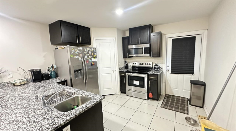 3614 Jorge Sosa, Laredo, Texas 78046, 4 Bedrooms Bedrooms, 6 Rooms Rooms,2 BathroomsBathrooms,Residential,For Rent,3614 Jorge Sosa,20261347