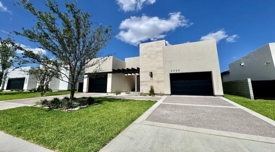 2925 Fishers Hill Lp, Laredo, Texas 78045, 3 Bedrooms Bedrooms, 5 Rooms Rooms,2 BathroomsBathrooms,Residential,For Rent,2925 Fishers Hill Lp,20261349
