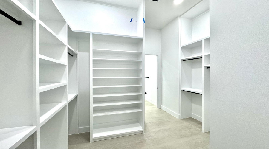 2925 Fishers Hill Lp, Laredo, Texas 78045, 3 Bedrooms Bedrooms, 5 Rooms Rooms,2 BathroomsBathrooms,Residential,For Rent,2925 Fishers Hill Lp,20261349