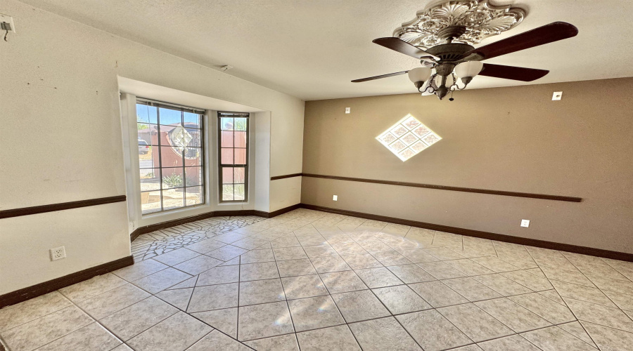 210 Leon Ave, LAREDO, Texas 78046, 3 Bedrooms Bedrooms, 5 Rooms Rooms,2 BathroomsBathrooms,Residential,For Rent,210 Leon Ave,20261340