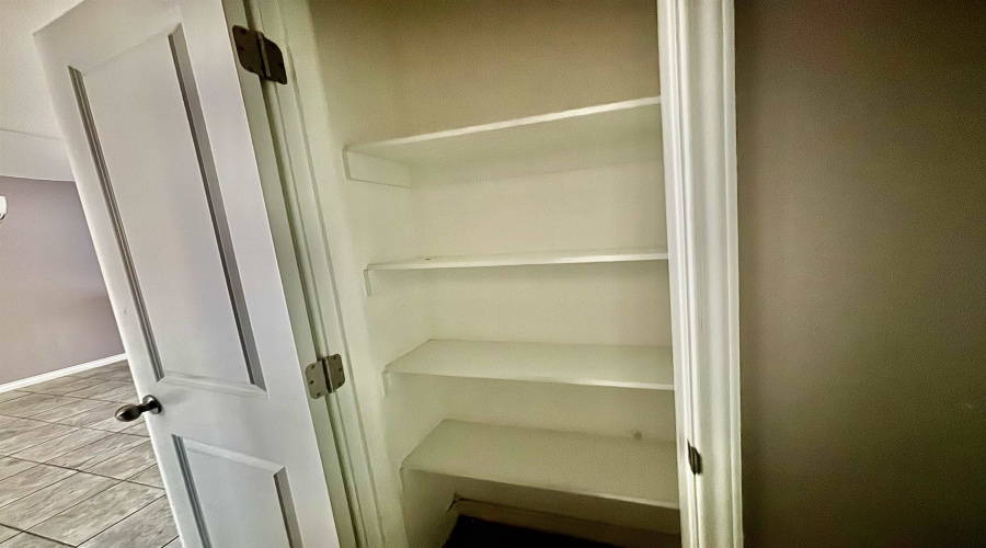 2529 Sabana Ln, Laredo, Texas 78046, 4 Bedrooms Bedrooms, 5 Rooms Rooms,2 BathroomsBathrooms,Residential,For Sale,2529 Sabana Ln,20261341