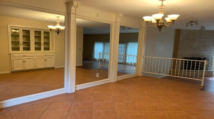 110 Martingale Ln, LAREDO, Texas 78041, 3 Bedrooms Bedrooms, 7 Rooms Rooms,3 BathroomsBathrooms,Residential,For Rent,110 Martingale Ln,20261342