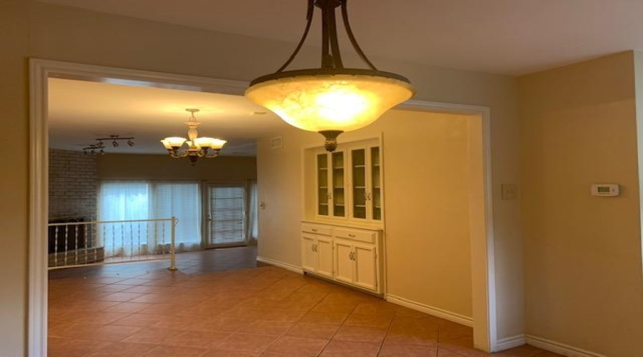 110 Martingale Ln, LAREDO, Texas 78041, 3 Bedrooms Bedrooms, 7 Rooms Rooms,3 BathroomsBathrooms,Residential,For Rent,110 Martingale Ln,20261342