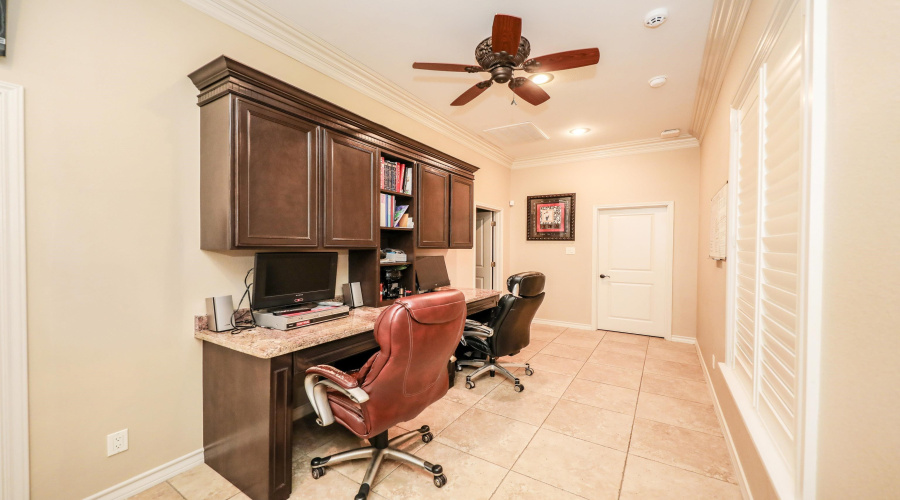 8502 Mahogany Ct, Laredo, Texas 78045-2091, 5 Bedrooms Bedrooms, 11 Rooms Rooms,5 BathroomsBathrooms,Residential,For Sale,8502 Mahogany Ct,20261343