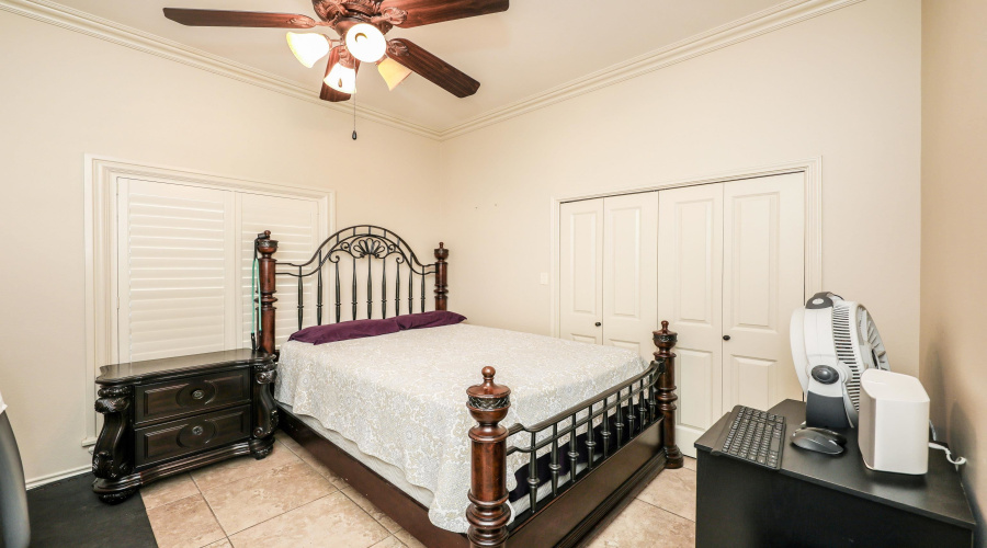 8502 Mahogany Ct, Laredo, Texas 78045-2091, 5 Bedrooms Bedrooms, 11 Rooms Rooms,5 BathroomsBathrooms,Residential,For Sale,8502 Mahogany Ct,20261343