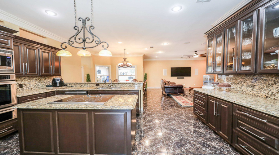 8502 Mahogany Ct, Laredo, Texas 78045-2091, 5 Bedrooms Bedrooms, 11 Rooms Rooms,5 BathroomsBathrooms,Residential,For Sale,8502 Mahogany Ct,20261343