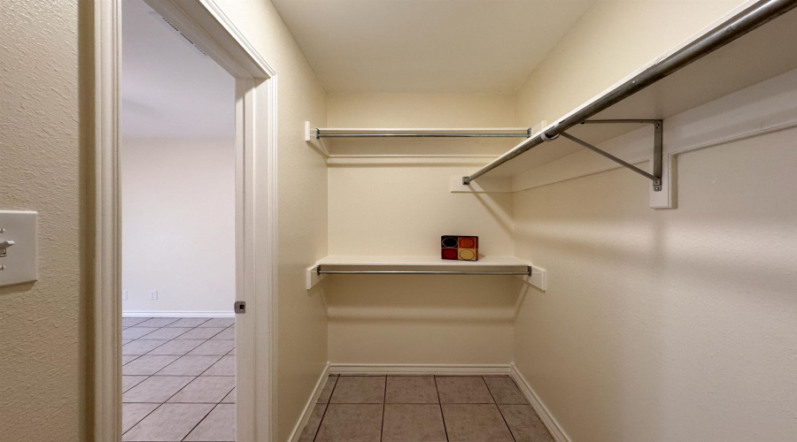 304 Anthony Ln, Laredo, Texas 78046, 3 Bedrooms Bedrooms, 5 Rooms Rooms,2 BathroomsBathrooms,Residential,For Rent,304 Anthony Ln,20261345