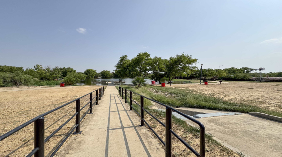 304 Anthony Ln, Laredo, Texas 78046, 3 Bedrooms Bedrooms, 5 Rooms Rooms,2 BathroomsBathrooms,Residential,For Rent,304 Anthony Ln,20261345