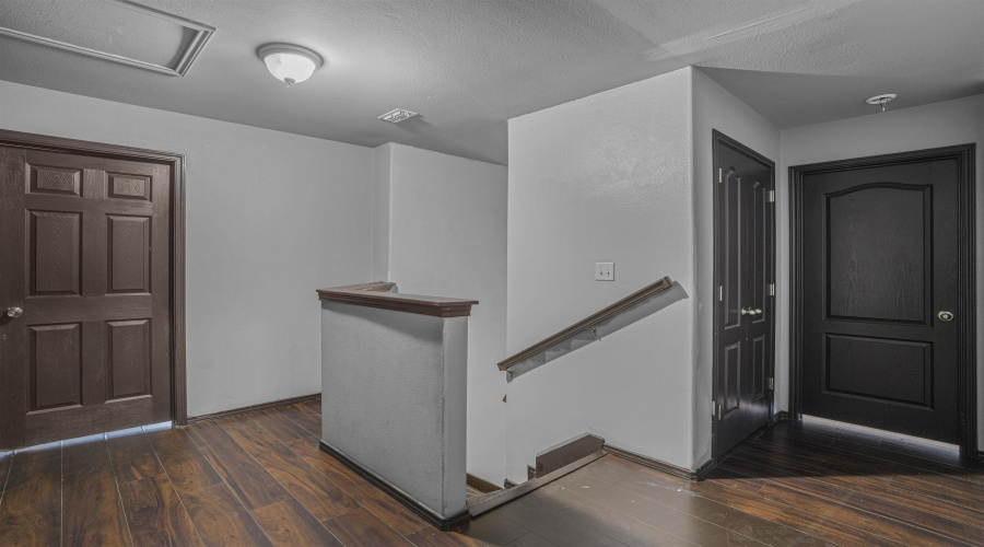 5528 Somerville St, Laredo, Texas 78046, 5 Bedrooms Bedrooms, 8 Rooms Rooms,3 BathroomsBathrooms,Residential,For Sale,5528 Somerville St,20261351