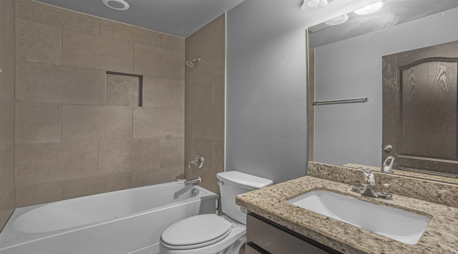 5528 Somerville St, Laredo, Texas 78046, 5 Bedrooms Bedrooms, 8 Rooms Rooms,3 BathroomsBathrooms,Residential,For Rent,5528 Somerville St,20261352