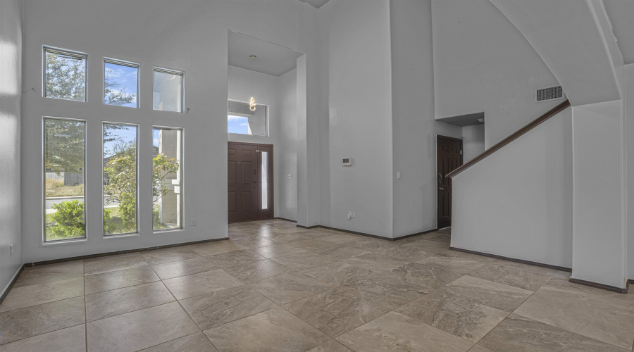 5528 Somerville St, Laredo, Texas 78046, 5 Bedrooms Bedrooms, 8 Rooms Rooms,3 BathroomsBathrooms,Residential,For Rent,5528 Somerville St,20261352