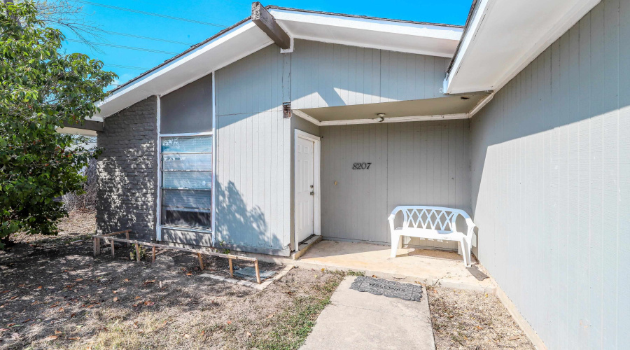8207 Glen Fox, San Antonio, Texas 78239, 3 Bedrooms Bedrooms, 5 Rooms Rooms,1 BathroomBathrooms,Residential,For Sale,8207 Glen Fox,20261353